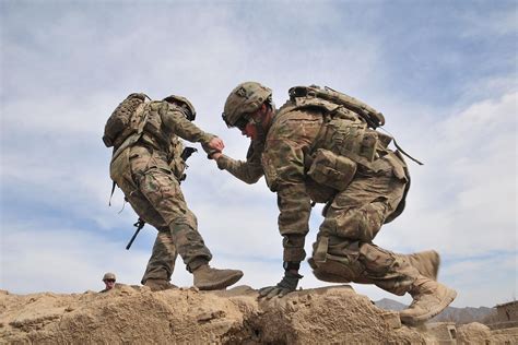 imsgcru|A US soldier working at Mar.